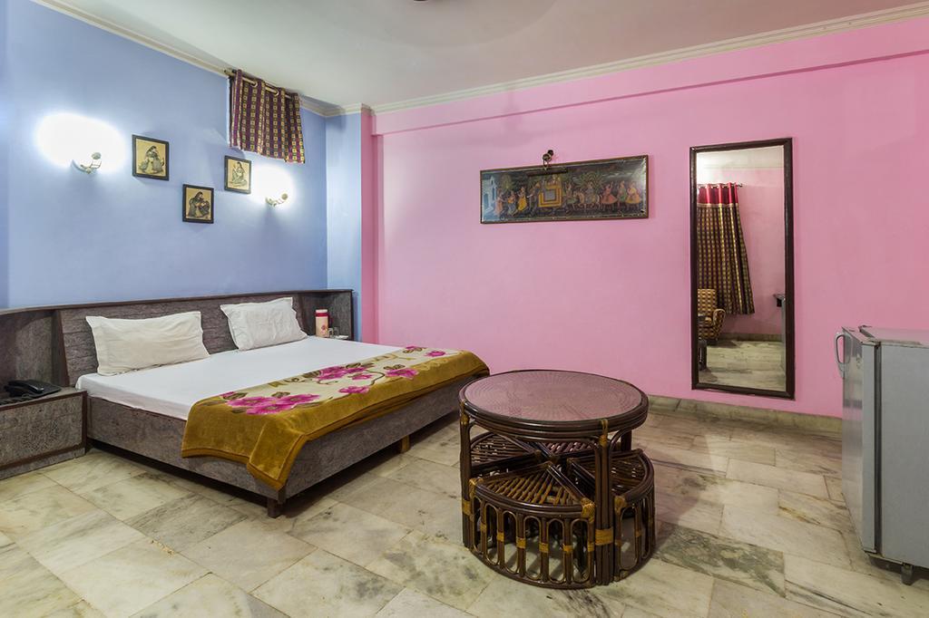 فندق Sahara International Deluxe نيودلهي الغرفة الصورة